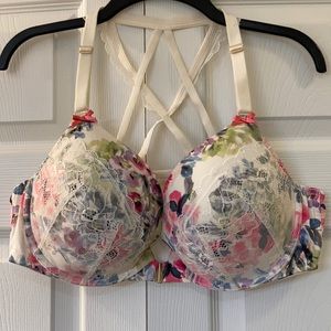 Lace detailed racer back bra